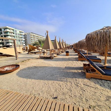 Vladimir Residence Mamaia Nord Năvodari Exterior foto
